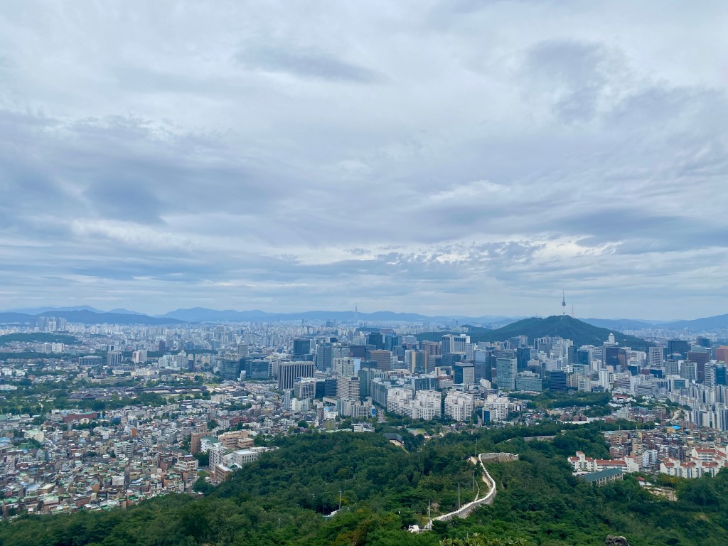 Secret Guide to Seoul: Hike Inwangsan (인왕산) Trail for a Breathtaking View of the City